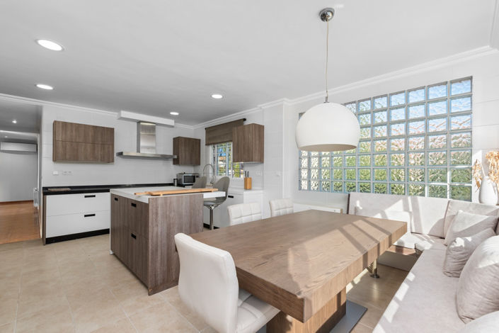 Image No.17-4 Bed Villa for sale