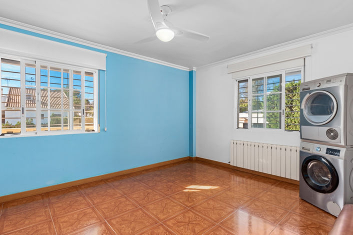 Image No.20-4 Bed Villa for sale