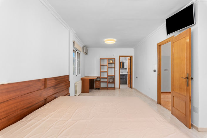 Image No.24-4 Bed Villa for sale