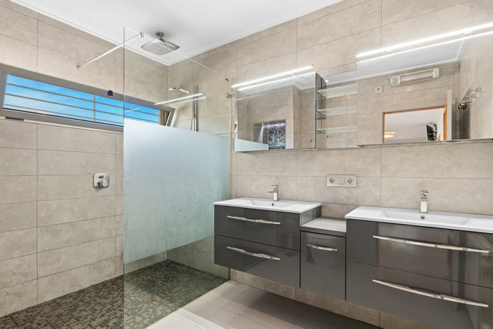 Image No.25-4 Bed Villa for sale