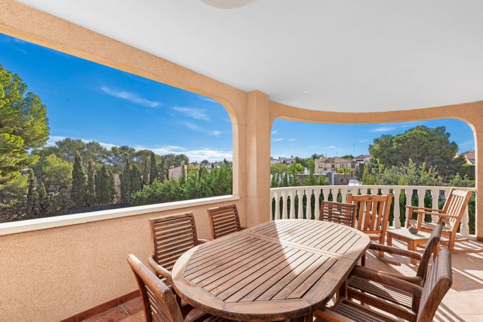 Image No.28-4 Bed Villa for sale