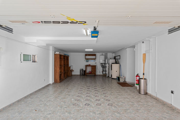 Image No.37-4 Bed Villa for sale