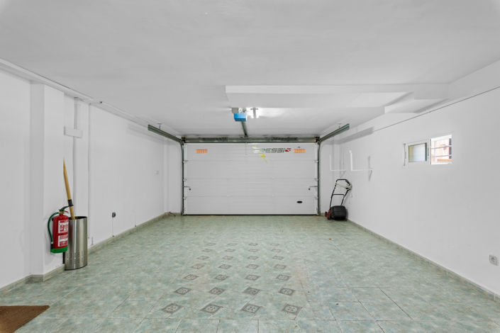 Image No.38-4 Bed Villa for sale