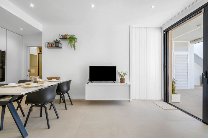 Image No.3-2 Bed Apartment for sale