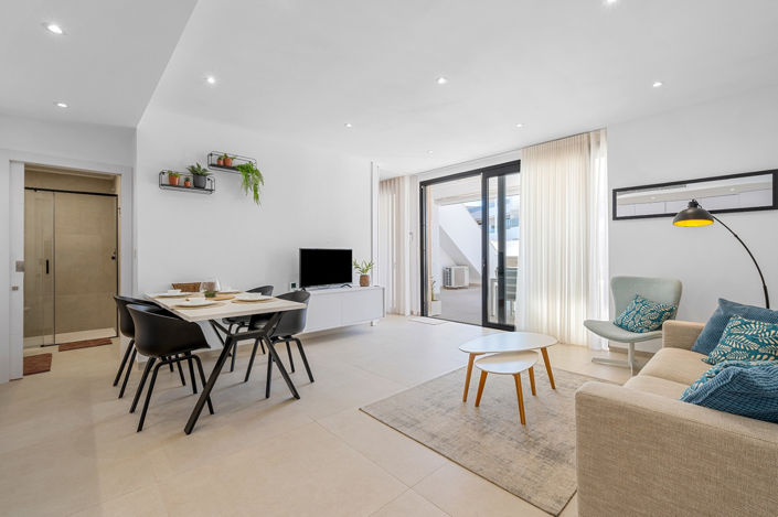 Image No.6-2 Bed Apartment for sale