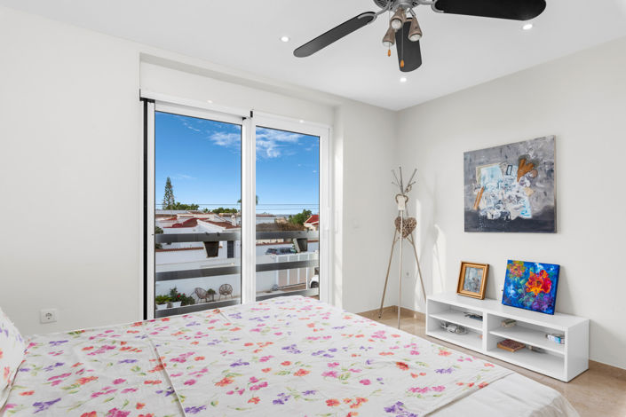 Image No.26-4 Bed Villa for sale