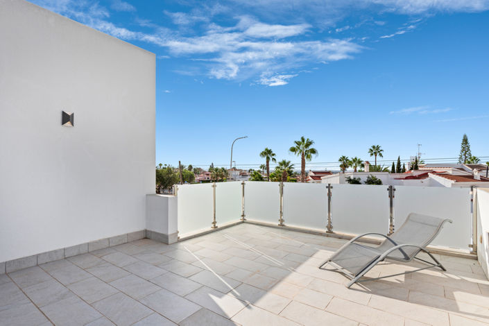 Image No.30-4 Bed Villa for sale