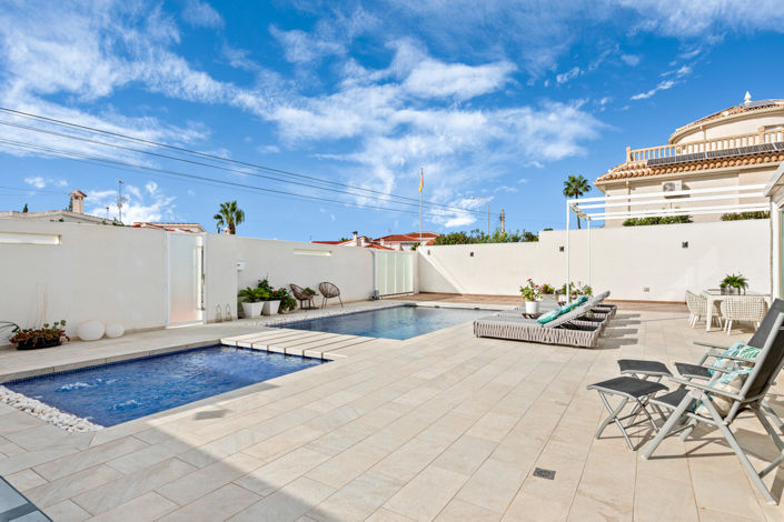 Image No.46-4 Bed Villa for sale