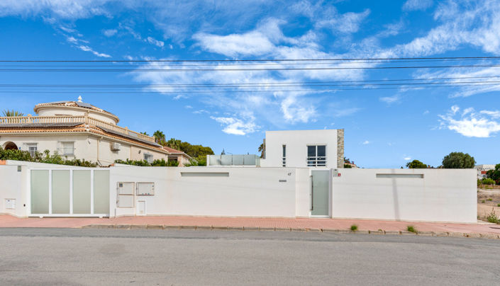 Image No.50-4 Bed Villa for sale