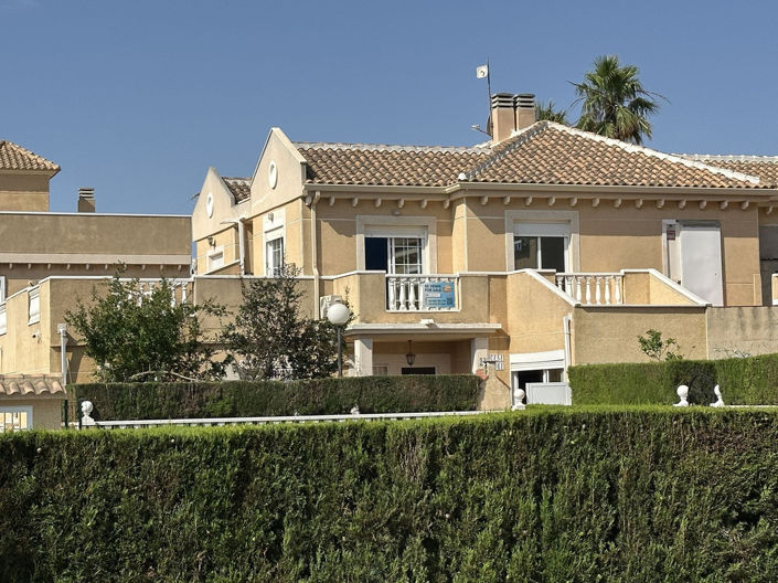 Image No.2-3 Bed Villa for sale