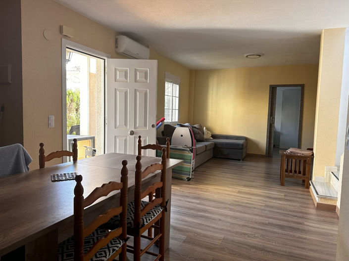 Image No.4-3 Bed Townhouse for sale