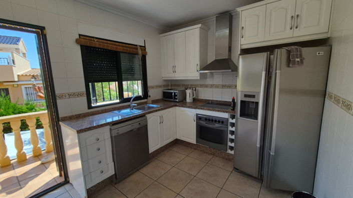 Image No.18-3 Bed Villa for sale