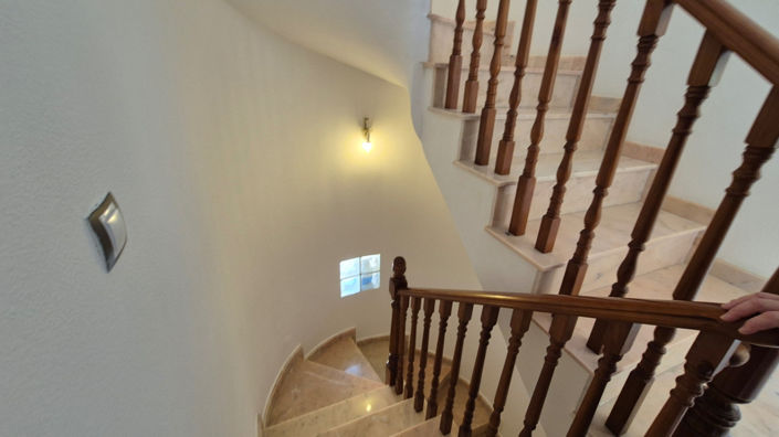 Image No.28-3 Bed Villa for sale