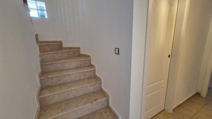 Image No.33-3 Bed Villa for sale