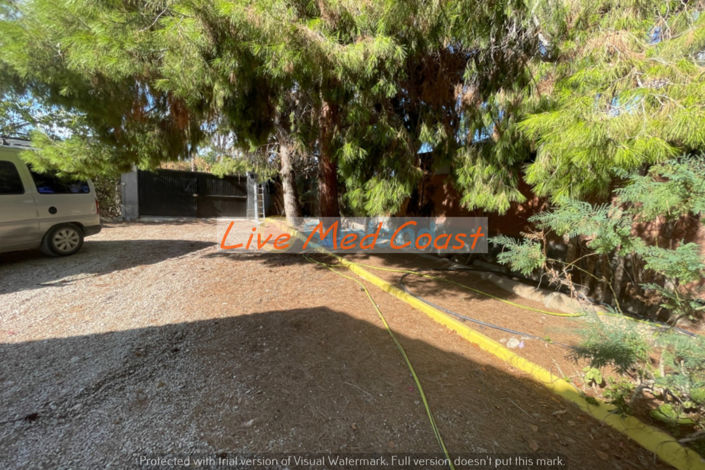 Image No.18-3 Bed Country House for sale