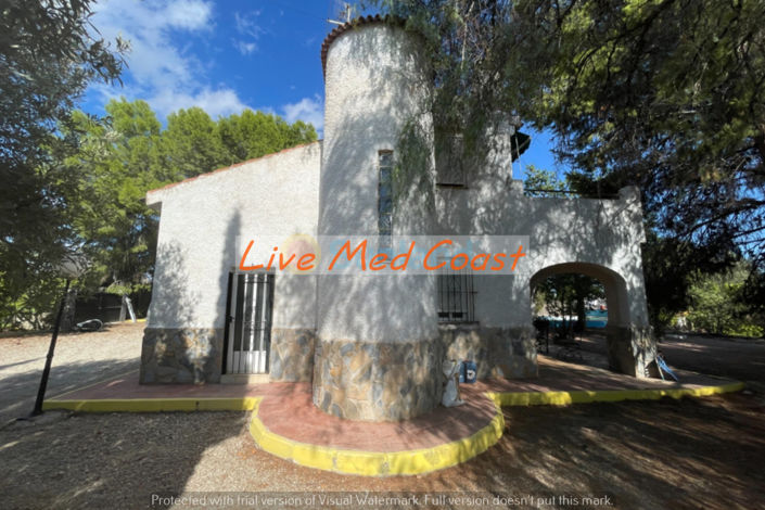 Image No.30-3 Bed Country House for sale