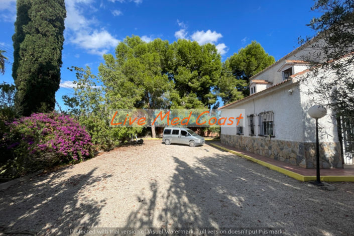 Image No.31-3 Bed Country House for sale