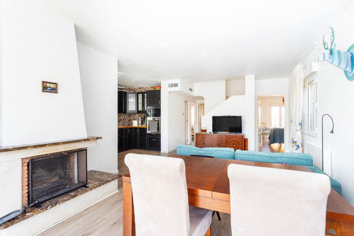 Image No.8-4 Bed Villa for sale