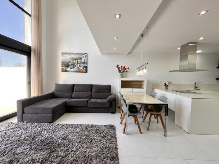 Image No.10-3 Bed Villa for sale