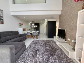 7193319e3970710653c8751bd05e713a535ea