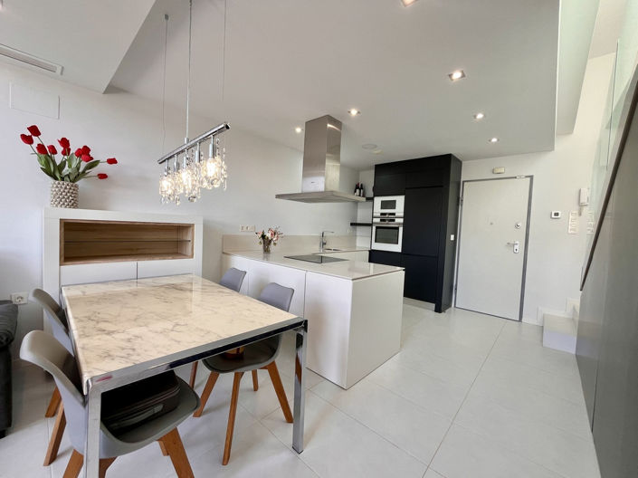 Image No.9-3 Bed Villa for sale