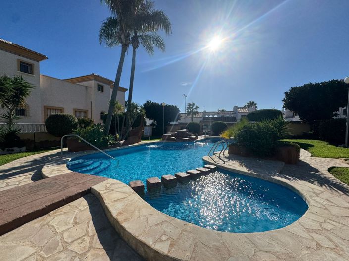 Image No.20-3 Bed Villa for sale