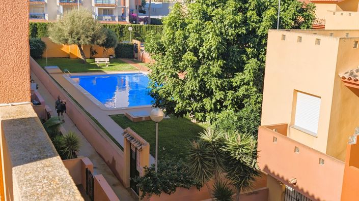 Image No.21-3 Bed Townhouse for sale