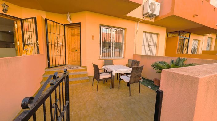 Image No.24-3 Bed Townhouse for sale