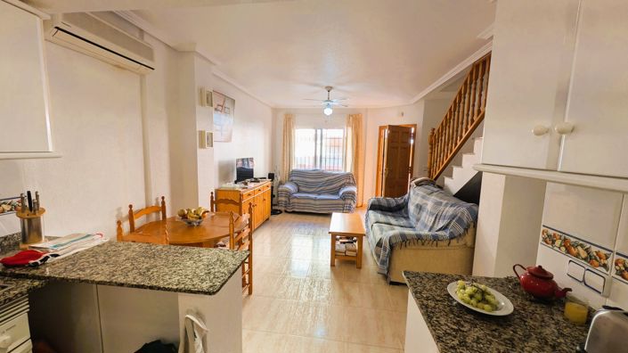 Image No.2-3 Bed Townhouse for sale