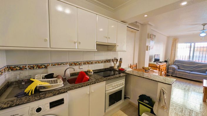 Image No.4-3 Bed Townhouse for sale