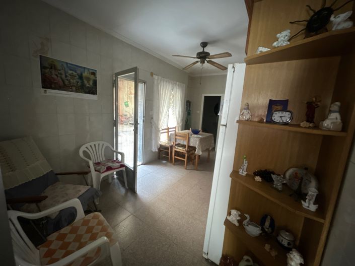 Image No.14-3 Bed Townhouse for sale