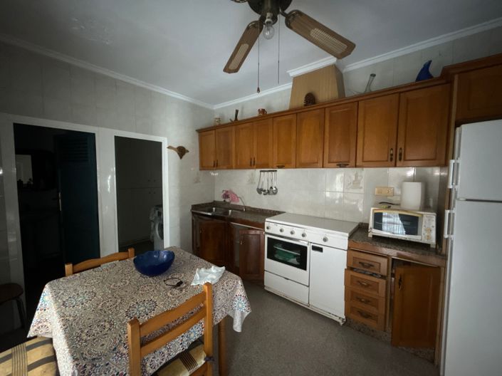 Image No.16-3 Bed Townhouse for sale