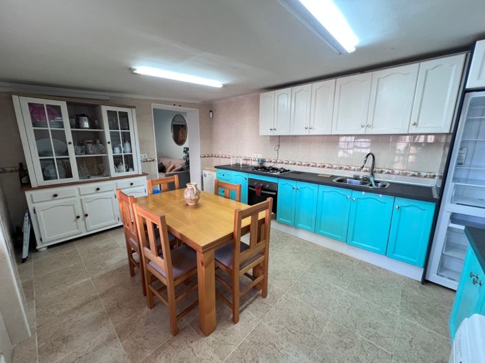 Image No.11-2 Bed Townhouse for sale