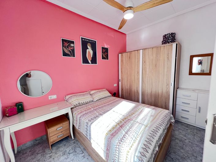 Image No.14-2 Bed Townhouse for sale