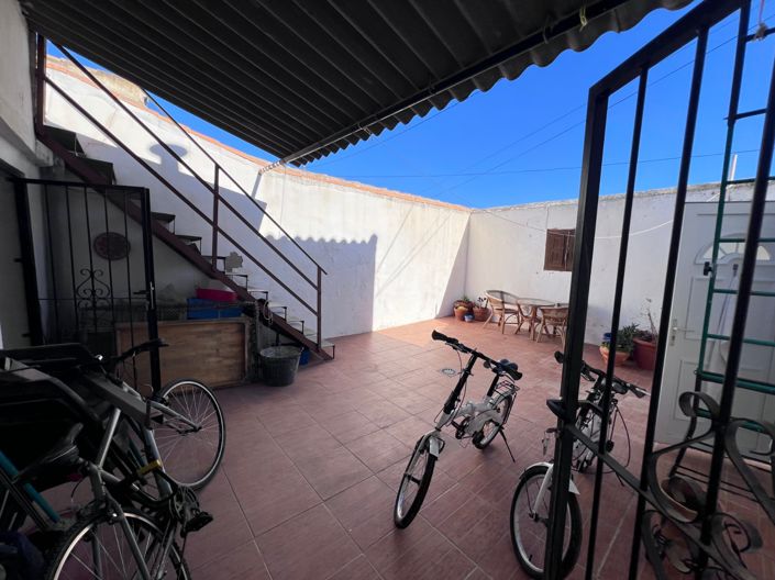 Image No.23-2 Bed Townhouse for sale