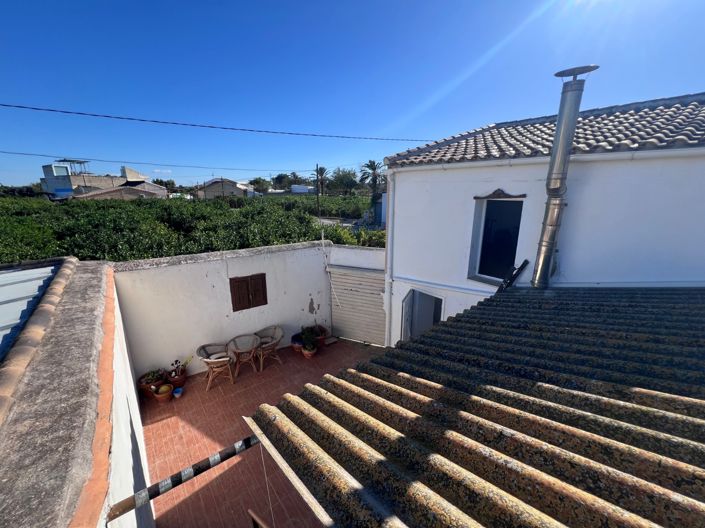 Image No.28-2 Bed Townhouse for sale