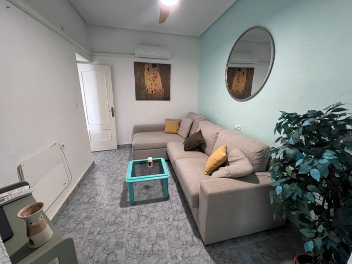 Image No.9-2 Bed Townhouse for sale