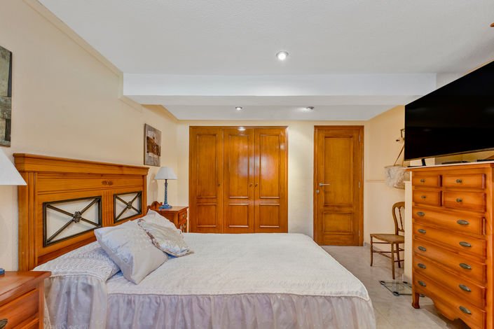 Image No.16-4 Bed Villa for sale