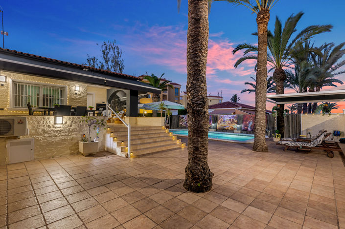 Image No.32-4 Bed Villa for sale