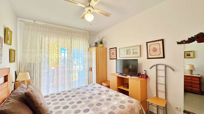 Image No.20-1 Bed Apartment for sale