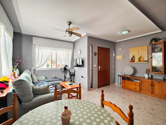 Image No.14-3 Bed Townhouse for sale