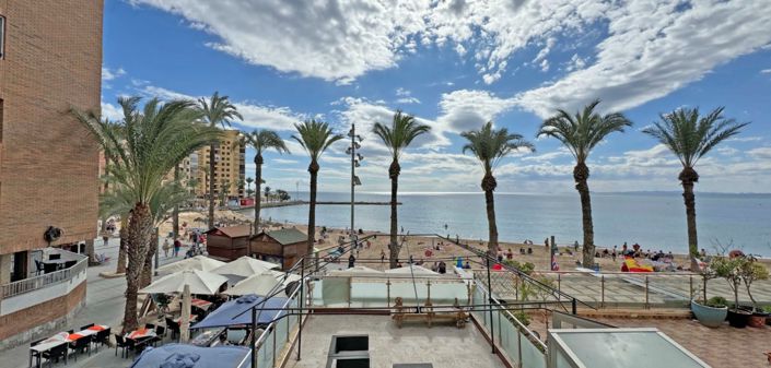 Image No.1-4 Bed Apartment for sale