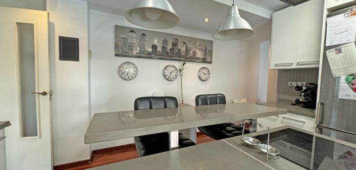 Image No.22-4 Bed Apartment for sale