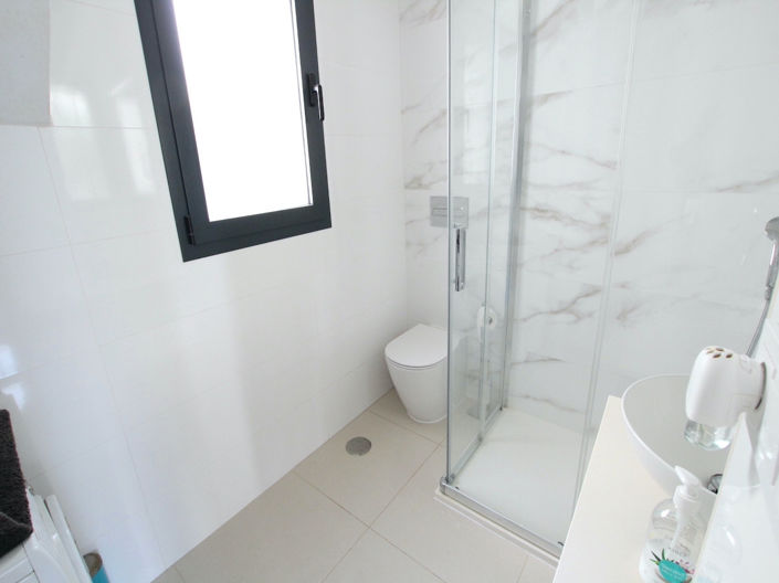 Image No.24-4 Bed Villa for sale