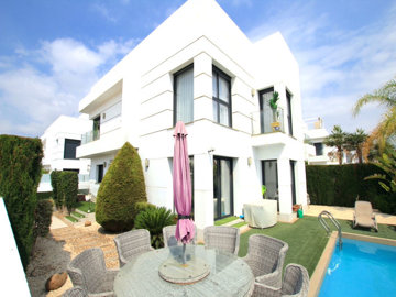 72714054b853946df9933948e9afb302937bf