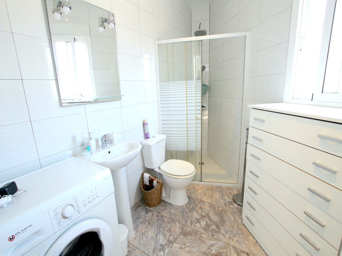 Image No.30-3 Bed Villa for sale