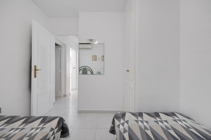 Image No.22-3 Bed Apartment for sale