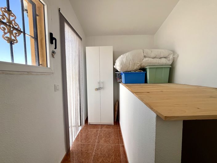 Image No.35-3 Bed Townhouse for sale