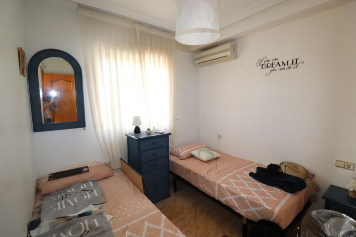 Image No.29-3 Bed Townhouse for sale