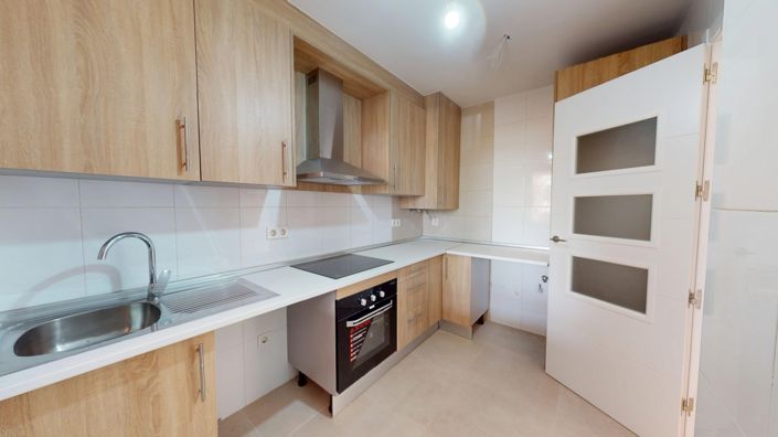 Image No.4-2 Bed Apartment for sale